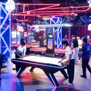 Air Hockey - Image 2